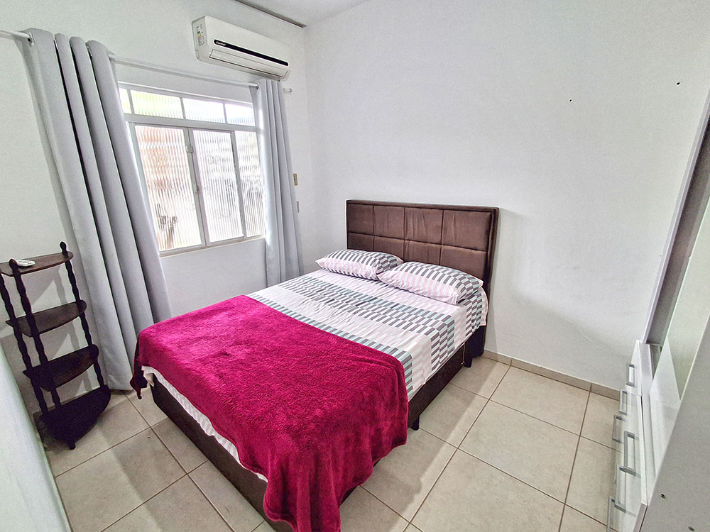 Dormit&oacute;rio 02